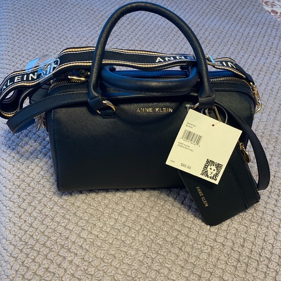 Anne Klein Satchel new with tags. - Picture 1 of 7